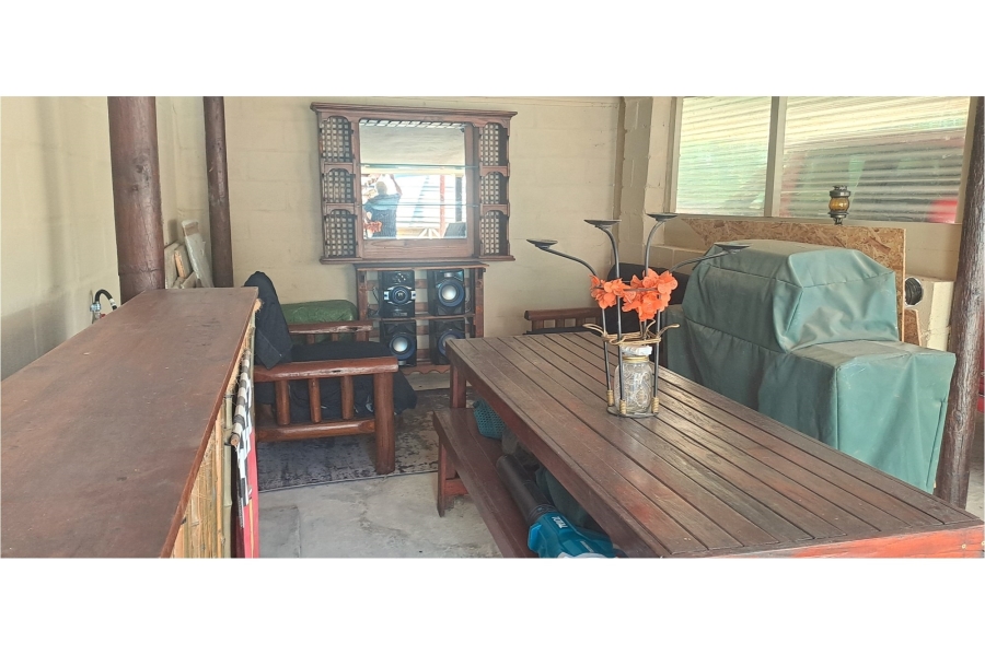 2 Bedroom Property for Sale in Suurbraak Western Cape